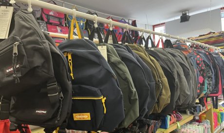 Vente de cartables TOTTO, LILILOU, POIVRE BLANC, TANN'S, POIDS PLUME, ÉCO-RESPONSABLE, sacs à dos EASTPAK, OFFSHORE, ANTARTIK, TOTTO à AMBERT