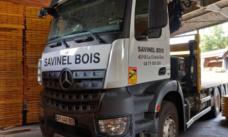 MAXI FOLIO marquage de véhicules toutes marques à LE PUY EN VELAY